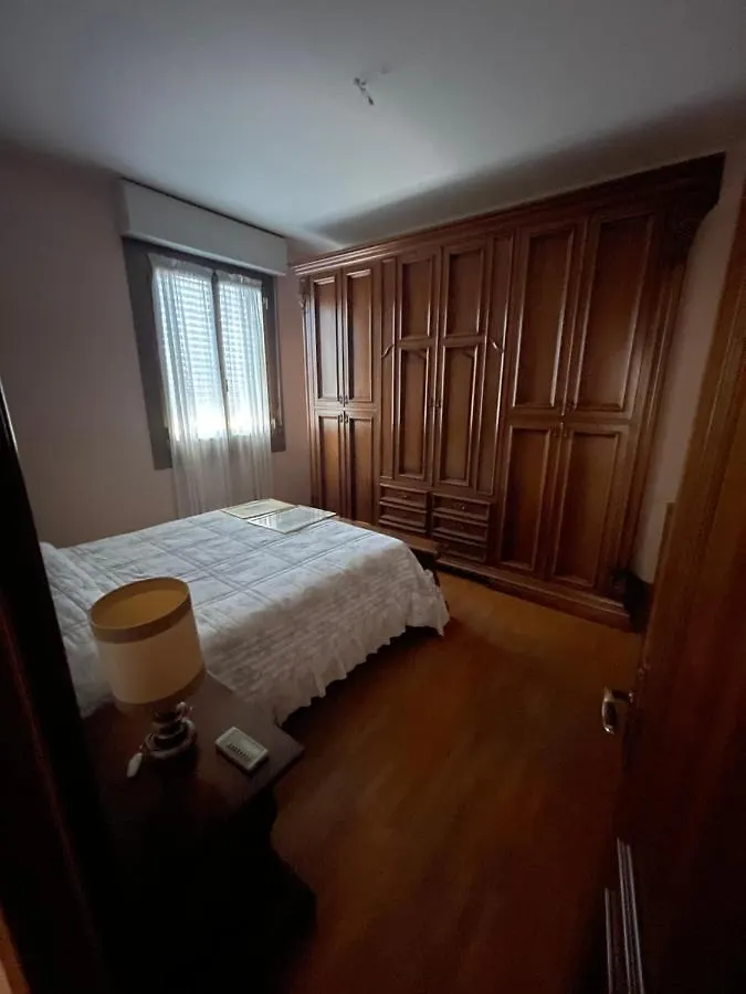 Gramsci First Apartment Modena