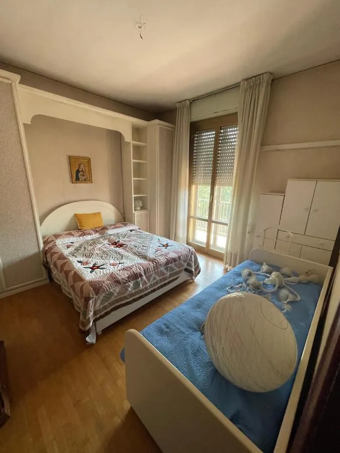 Gramsci First Apartment Modena