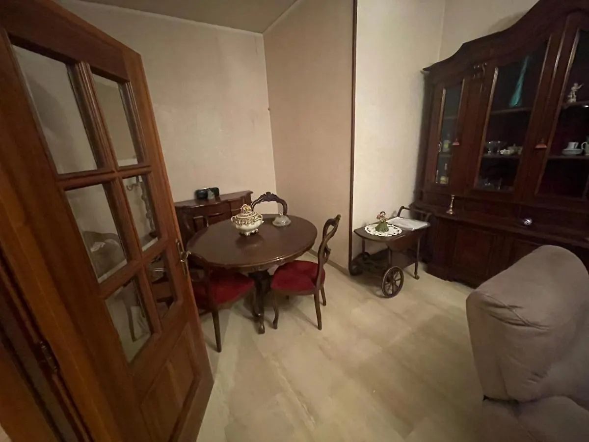 Gramsci First Apartment Modena