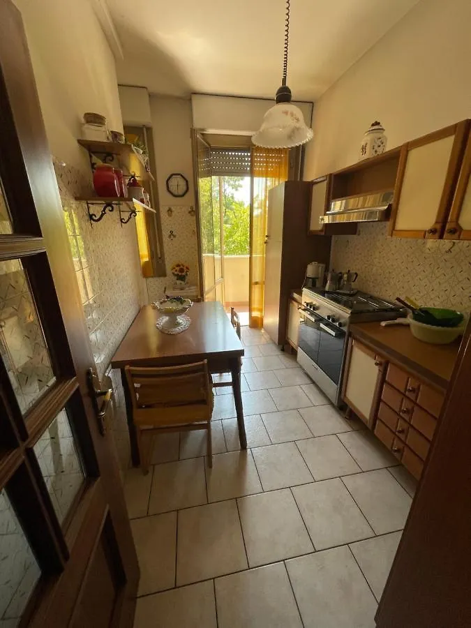 Gramsci First Apartment Modena